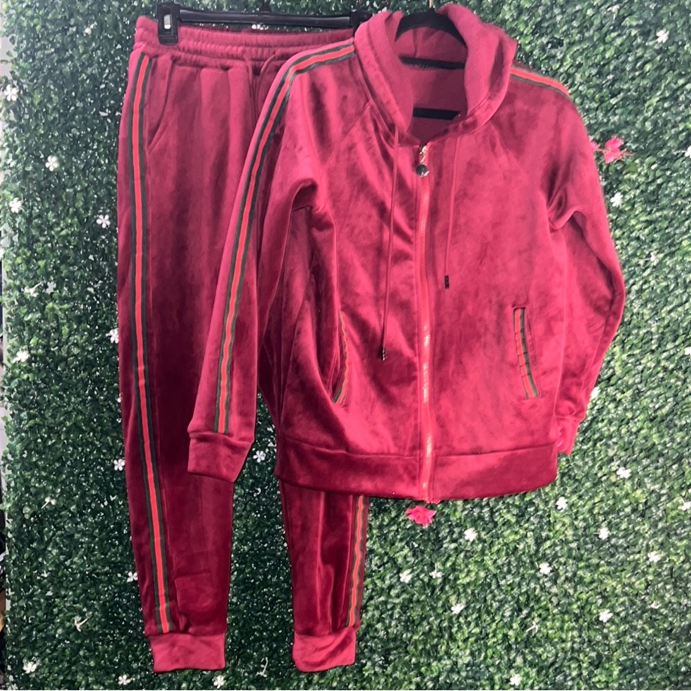 Velvet Tracksuit with Striped Detail